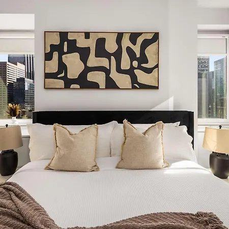 Times Square Studio King Bed Steps To Broadway